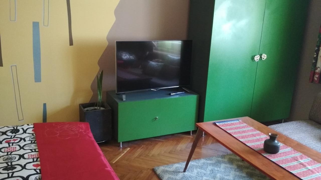 Apartman Lux Сегед Экстерьер фото